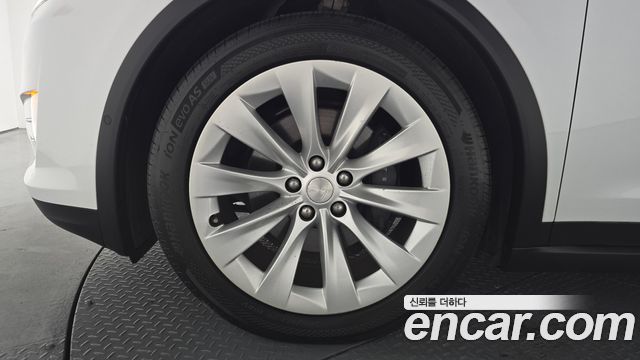 Tesla Model X 100D - фото 4