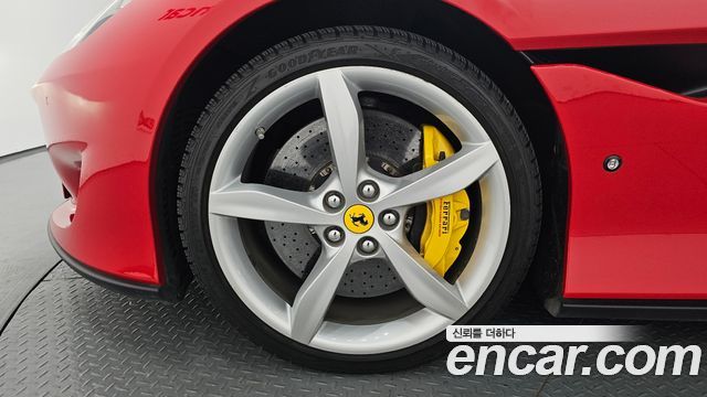 Ferrari Portofino 3.9 V8 - фото 4