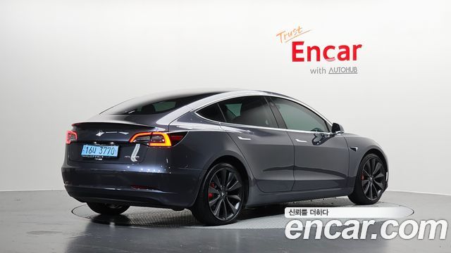 Tesla Model 3 Performance AWD - фото 1