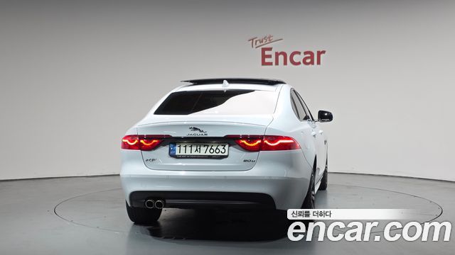 Jaguar XF X260 20d Chequered Flag Edition - фото 2