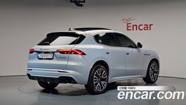 Maserati Grecale 2.0 AWD GT - фото 1