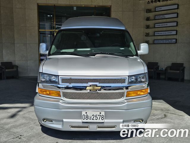 Chevrolet Express Van 6.0 - фото 2