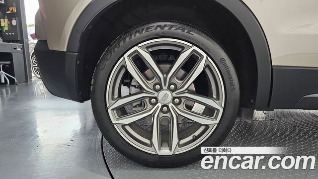Cadillac XT4 2.0 Sport AWD - фото 4