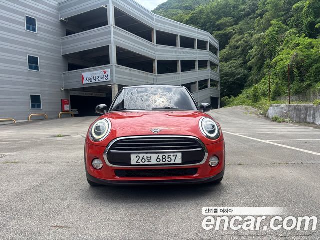 Mini Cooper 5Door Standard 3rd - фото 2