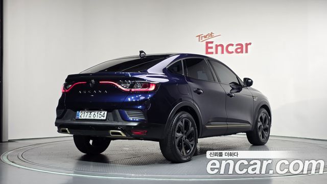 Renault Samsung Arkana 1.6 E-TECH Iconic Design Package - фото 1