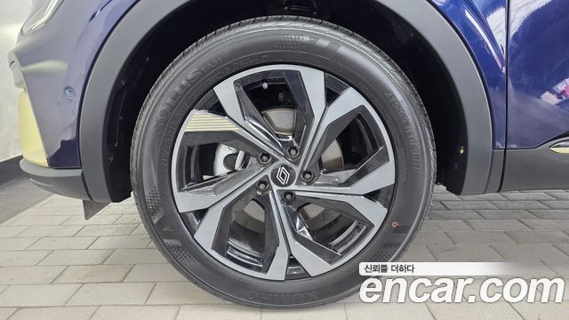 Renault Samsung Arkana 1.6 E-TECH Iconic Design Package - фото 4