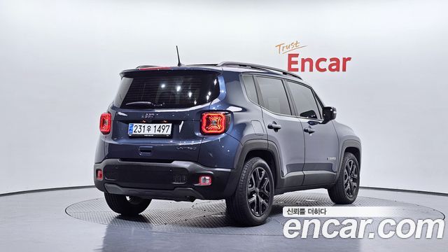 Jeep Renegade 1.3 Limited - фото 1