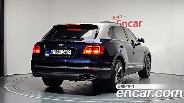 Bentley Bentayga 4.0 V8 - фото 1