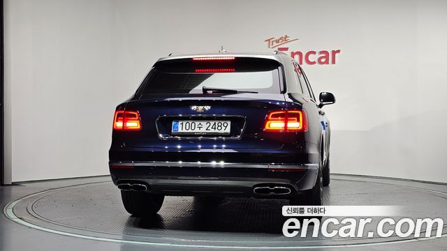 Bentley Bentayga 4.0 V8 - фото 3