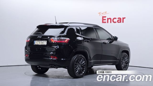 Jeep Compass 2-го поколения S 2.4 AWD - фото 1