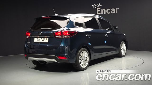 Kia Carens New 2.0 LPI Prestige - фото 1
