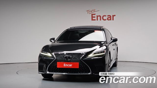 Lexus LS 500 3.5 Platinum AWD - фото 2