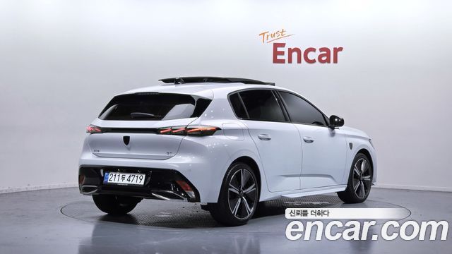 Peugeot 308 3-го поколения 1.2 Hybrid GT - фото 1