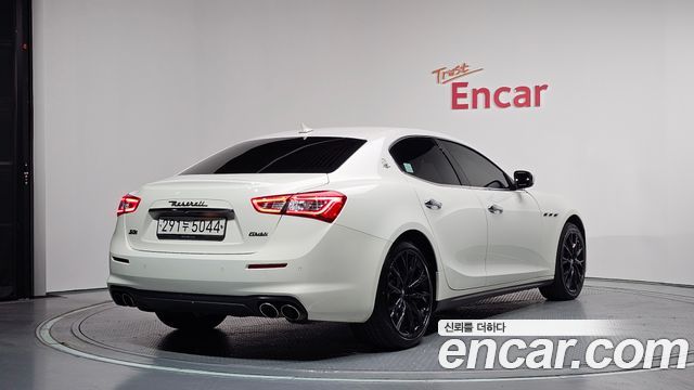 Maserati Ghibli 3.0S Q4 3rd - фото 1