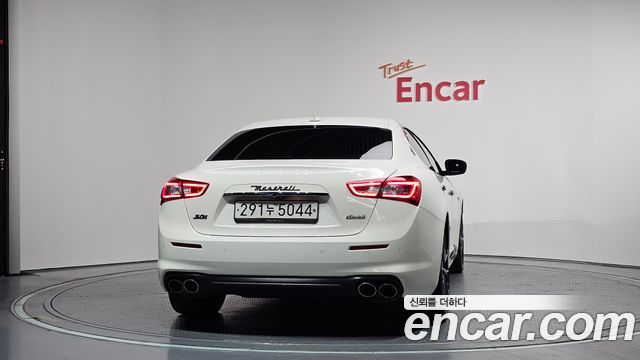 Maserati Ghibli 3.0S Q4 3rd - фото 3