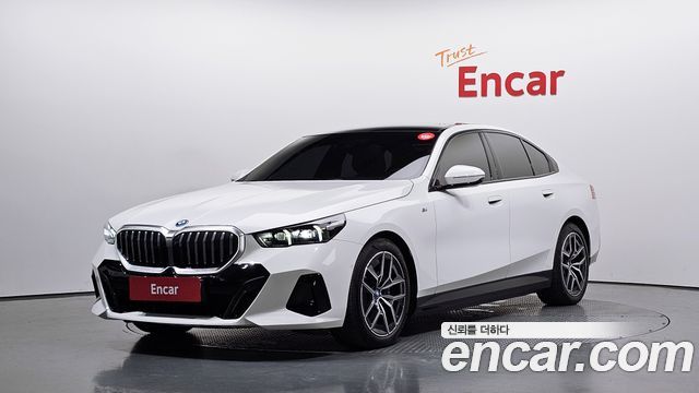 BMW i5 G60 eDrive 40 M Sport - фото 0