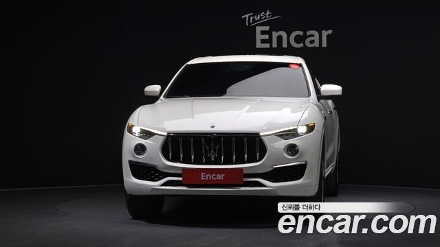 Maserati Levante 2.0 GT AWD - фото 2