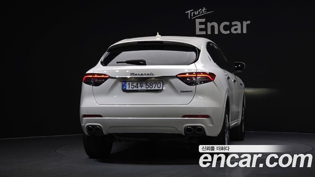 Maserati Levante 2.0 GT AWD - фото 3