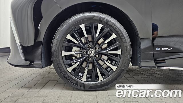 Toyota Alphard 4-го поколения 2.5 HEV Executive AWD - фото 3