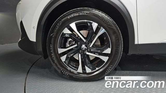 Peugeot 2008 2-го поколения EV GT - фото 4