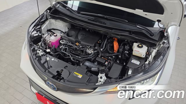 Toyota Sienna 4-го поколения 2.5 Hybrid AWD - фото 4