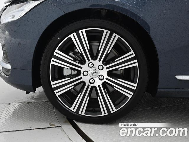 Volvo S90 B6 AWD Inscription - фото 4
