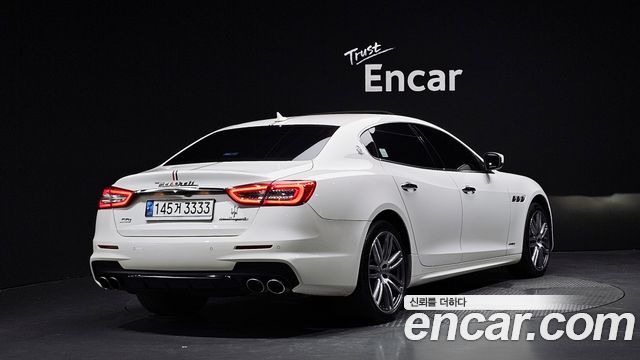 Maserati Quattroporte S Q4 3.0 V6 Gransport - фото 1