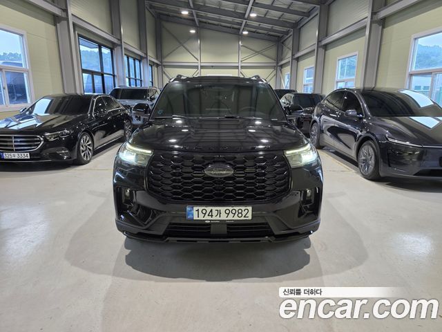 Ford Explorer 6-го поколения 2.3 ST-Line 4WD - фото 1