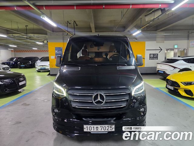 Mercedes-Benz Sprinter 3.0 Diesel W907 - фото 0