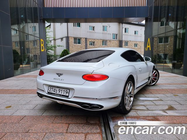 Bentley Continental GT 4.0 GT - фото 2