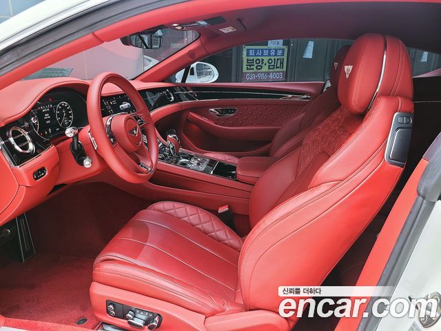 Bentley Continental GT 4.0 GT - фото 3