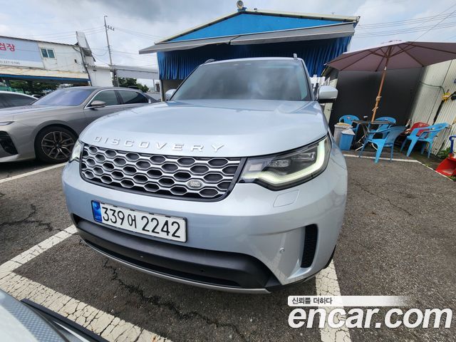 Land Rover Discovery 2.0 P300 SE - фото 0
