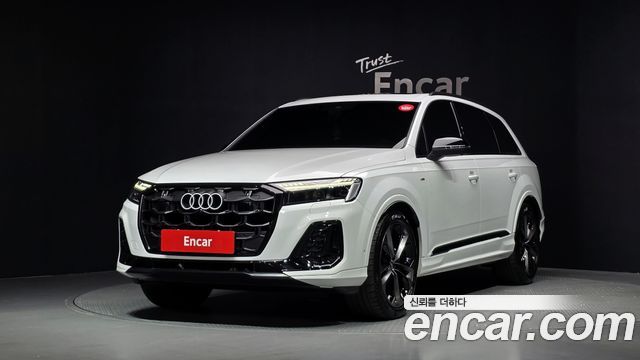 Audi Q7 50 TDI Quattro Premium - фото 0