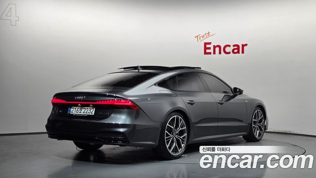 Audi A7 55 TFSI Quattro Premium - фото 1