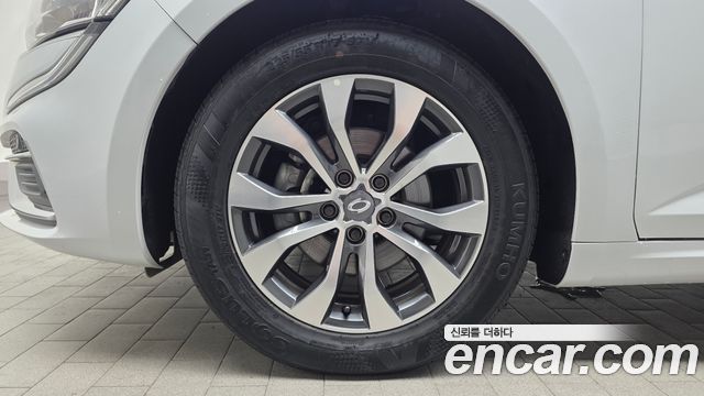 Renault Samsung SM6 New 1.3 TCe Feel - фото 3