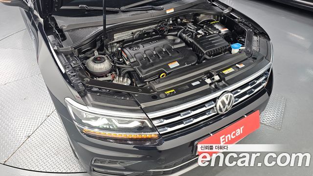 Volkswagen Tiguan Allspace 2.0 TDI Prestige - фото 4