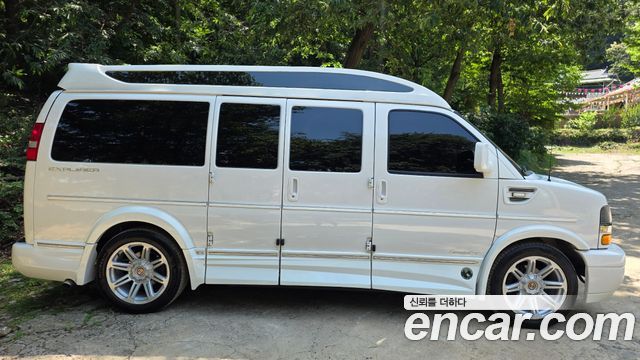 Chevrolet Express Van 6.0 - фото 2