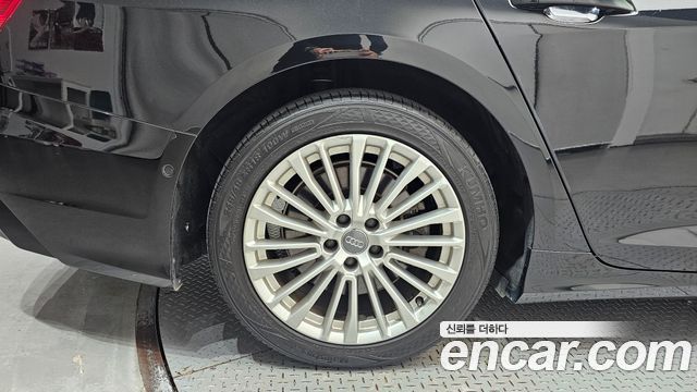Audi A6 C8 45 TFSI Quattro Premium - фото 4