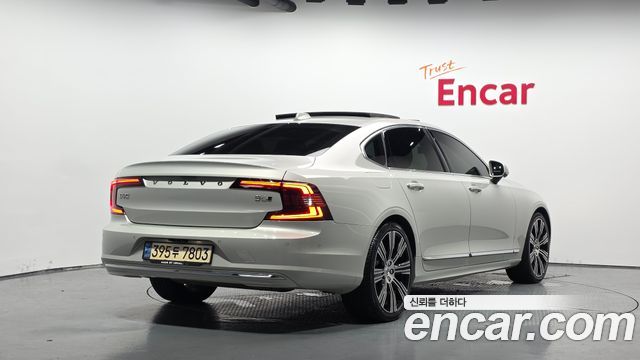 Volvo S90 B6 AWD Inscription - фото 0