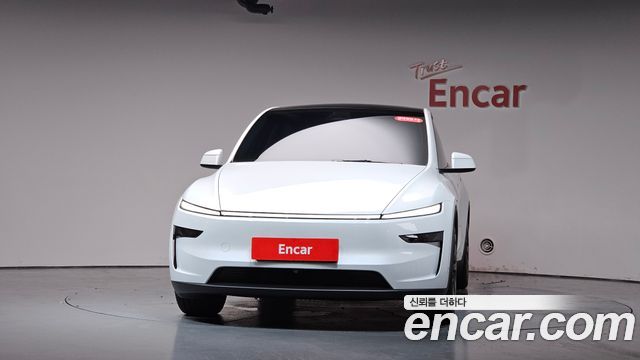 Tesla Model Y RWD - фото 1