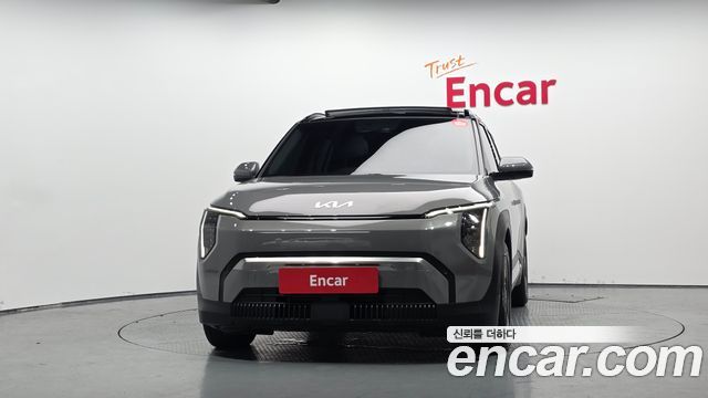 Kia EV3 Long Range 2WD Earth - фото 2