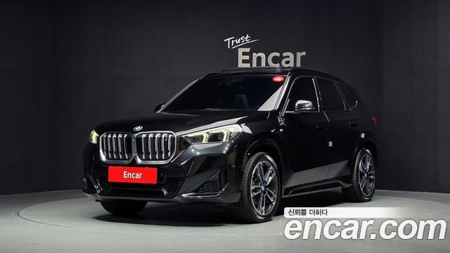 BMW iX1 U11 xDrive 30 M Sport - фото 0