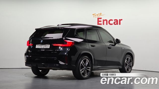 BMW X1 U11 xDrive 20i M Sport - фото 1