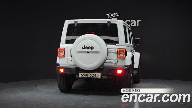 Jeep Wrangler JL 2.0 Overland 4Door - фото 3