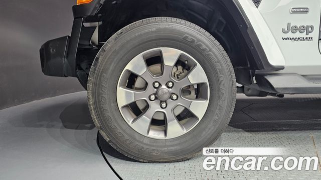 Jeep Wrangler JL 2.0 Overland 4Door - фото 4