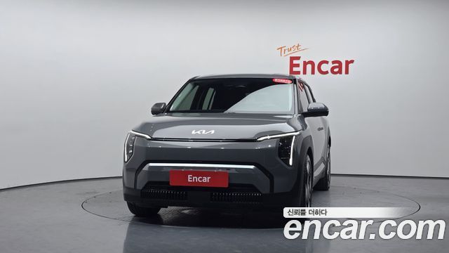 Kia EV3 Standard 2WD Air - фото 1
