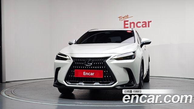 Lexus NX 350h 2-го поколения Premium - фото 2