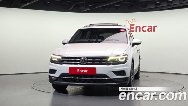 Volkswagen Tiguan 2-го поколения 2.0 TDI Prestige - фото 2