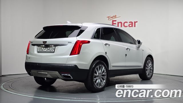 Cadillac XT5 3.6 Premium Luxury AWD - фото 1