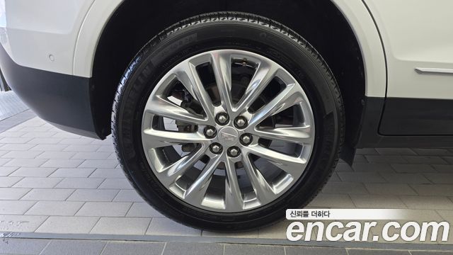 Cadillac XT5 3.6 Premium Luxury AWD - фото 4